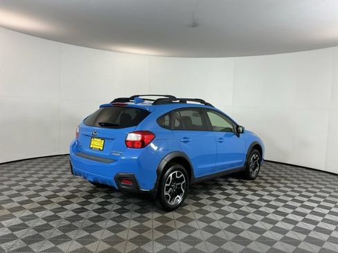 Used 2016 Subaru Crosstrek 2.0i Limited w/ Popular Package #1 AWD/4WD image 5