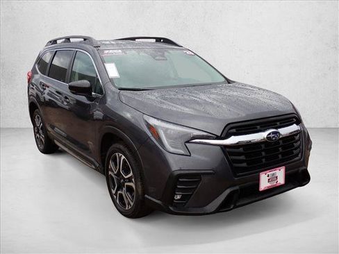 Used 2025 Subaru Ascent Limited AWD/4WD image 6