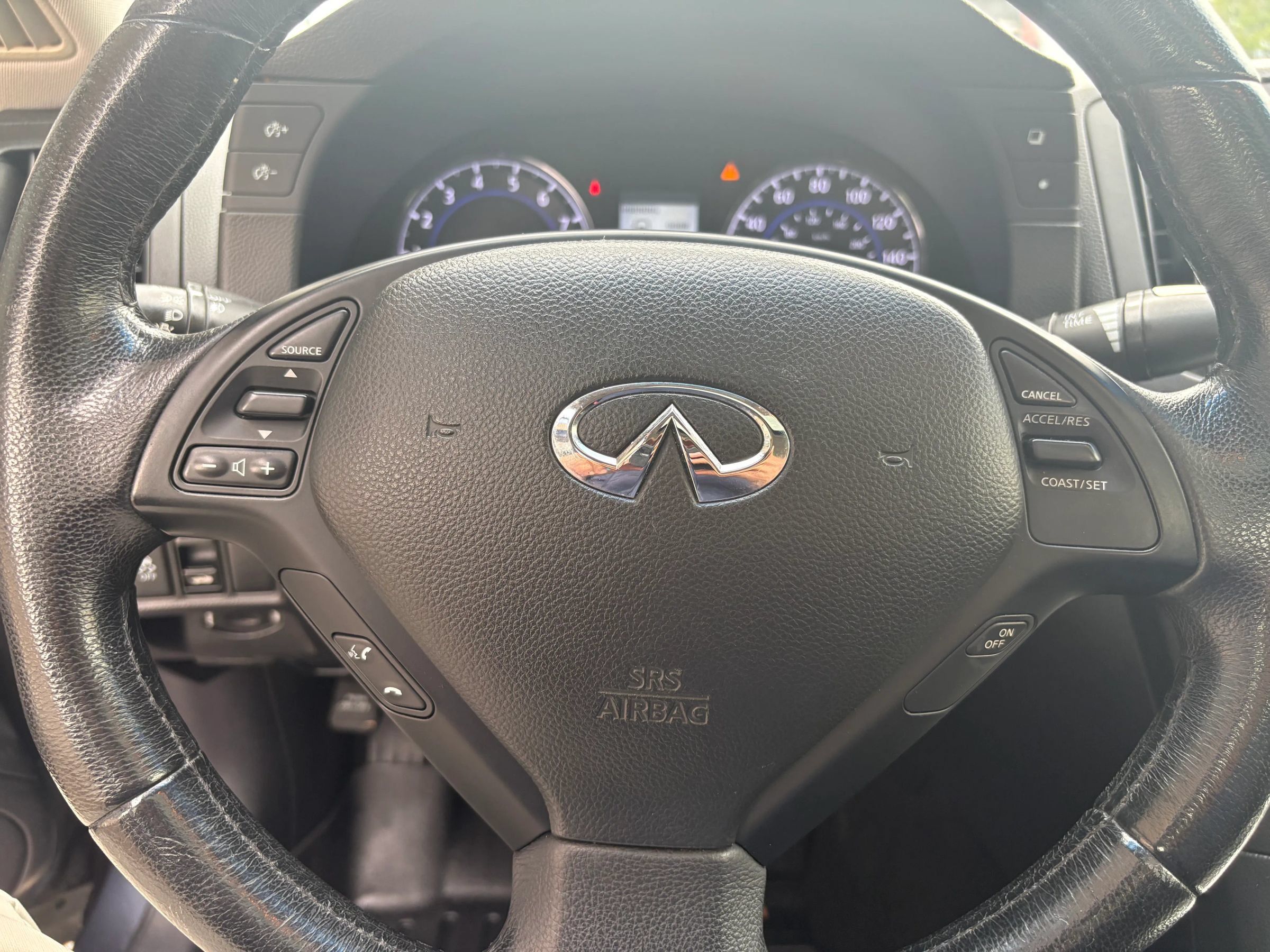 Used 2012 INFINITI G25 x AWD/4WD image 18