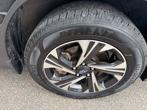 Used 2024 Subaru Crosstrek 2.0i Premium image 13