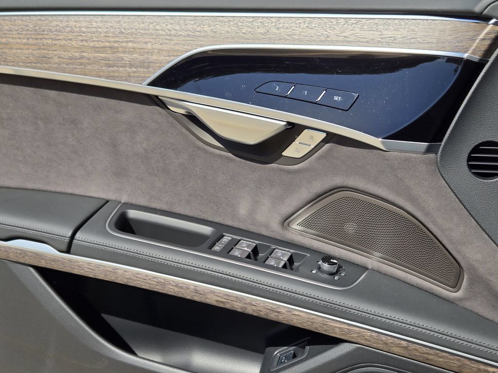 New 2026 Audi A8 L 3.0T AWD/4WD image 30