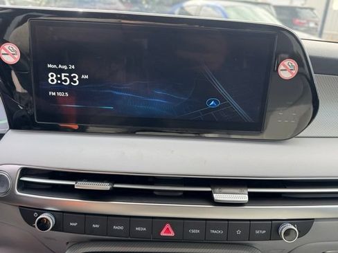 Used 2025 Hyundai Palisade SEL FWD image 18