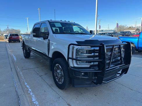 Used 2024 Ford F350 King Ranch image 2