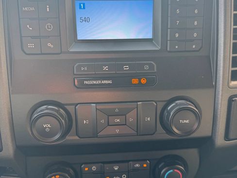 Used 2020 Ford F250 XL w/ STX Appearance Package AWD/4WD image 14