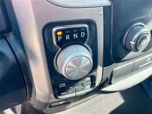 Used 2018 RAM 1500 Express w/ Express Value Package image 16