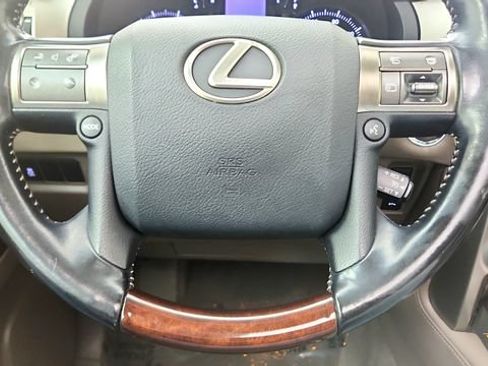 Used 2017 Lexus GX 460 Premium w/ Premium Package AWD/4WD image 60
