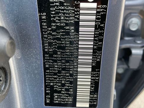 Used 2024 Toyota Corolla LE FWD image 25