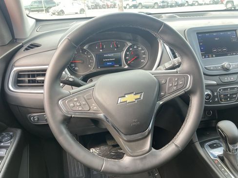 Used 2024 Chevrolet Equinox LT image 11