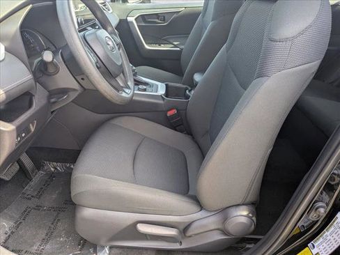 Used 2025 Toyota RAV4 LE AWD/4WD image 15