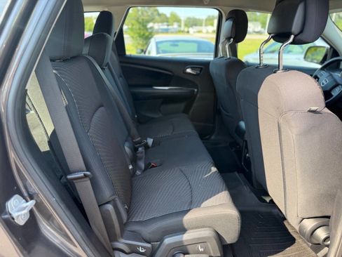 Used 2015 Dodge Journey American Value Package FWD image 11