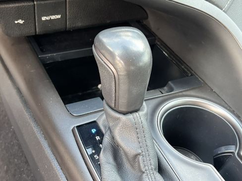 Used 2022 Toyota Camry SE AWD/4WD image 22