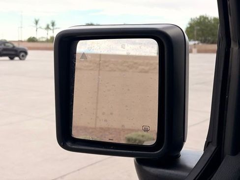 Used 2024 Jeep Wrangler Unlimited w/ Convenience Group AWD/4WD image 22