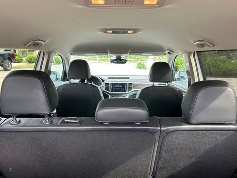 Used 2019 Volkswagen Atlas SE FWD image 9