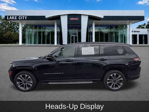 Used 2024 Jeep Grand Cherokee L Overland w/ Advanced Protech Group III AWD/4WD image 9
