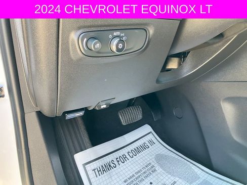 Used 2024 Chevrolet Equinox LT AWD/4WD image 29
