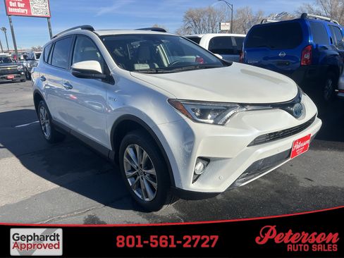 Used 2018 Toyota RAV4 Limited image 1