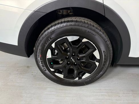 New 2026 Kia Sorento S image 10