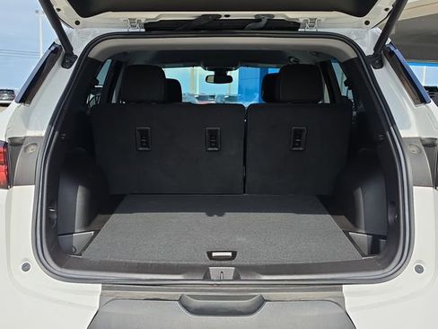 Used 2024 Chevrolet Blazer LT w/ Convenience Package FWD image 6