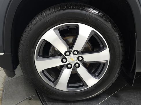 Used 2019 Chevrolet Traverse LT w/ LT Premium Package image 14