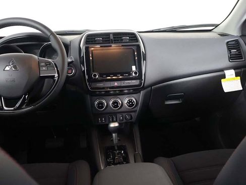 New 2025 Mitsubishi Outlander Sport SE image 30