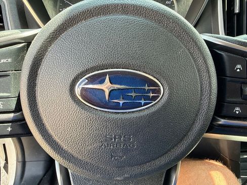 Used 2023 Subaru Ascent Premium w/ Convenience Package AWD/4WD image 26