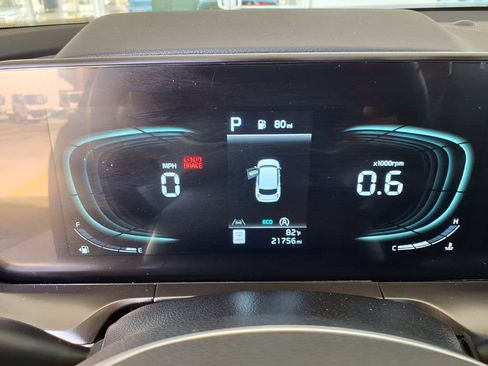 Used 2025 Kia Telluride S FWD image 28