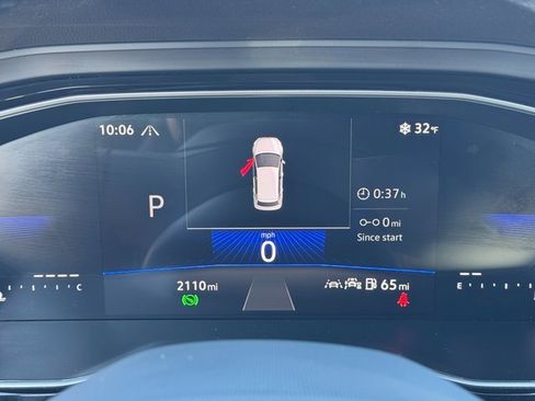 Used 2024 Volkswagen Jetta Sport image 24