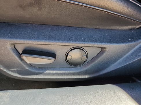 Used 2024 Ford Mustang Premium image 11