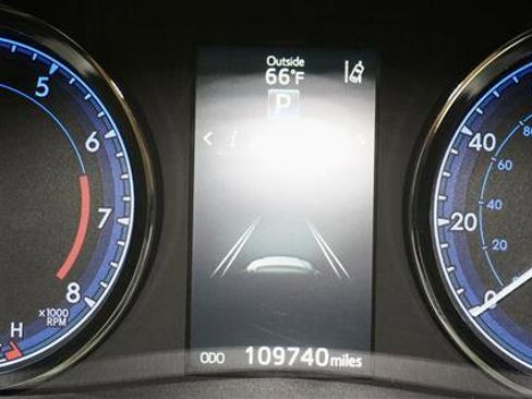 Used 2017 Toyota Corolla SE w/ Body Protection Package image 13