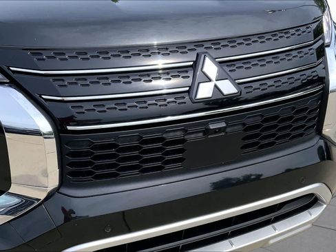 Used 2024 Mitsubishi Outlander SE FWD image 31