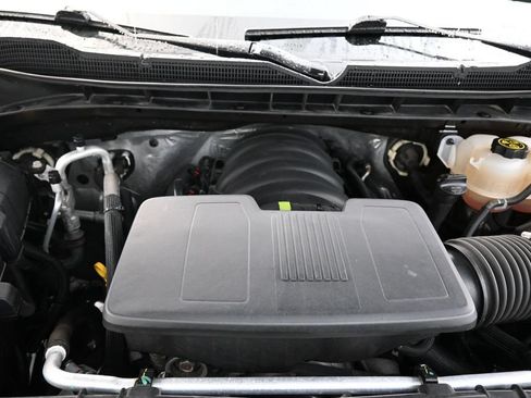 Used 2023 Chevrolet Silverado 1500 Custom Trail Boss AWD/4WD image 16