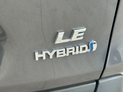 Used 2024 Toyota RAV4 LE image 13