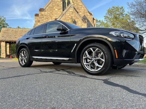 Used 2022 BMW X4 xDrive30i w/ Premium Package 2 image 40