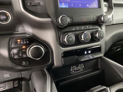 Used 2023 RAM 1500 Big Horn AWD/4WD image 34