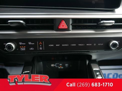 New 2025 Kia Sorento S w/ Panoramic Sunroof Package image 53