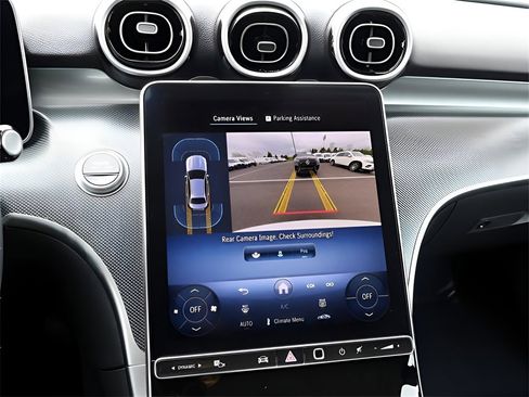 Used 2025 Mercedes-Benz C 300 4MATIC Sedan image 24