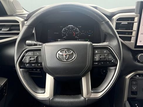 Used 2023 Toyota Tundra Limited AWD/4WD image 12