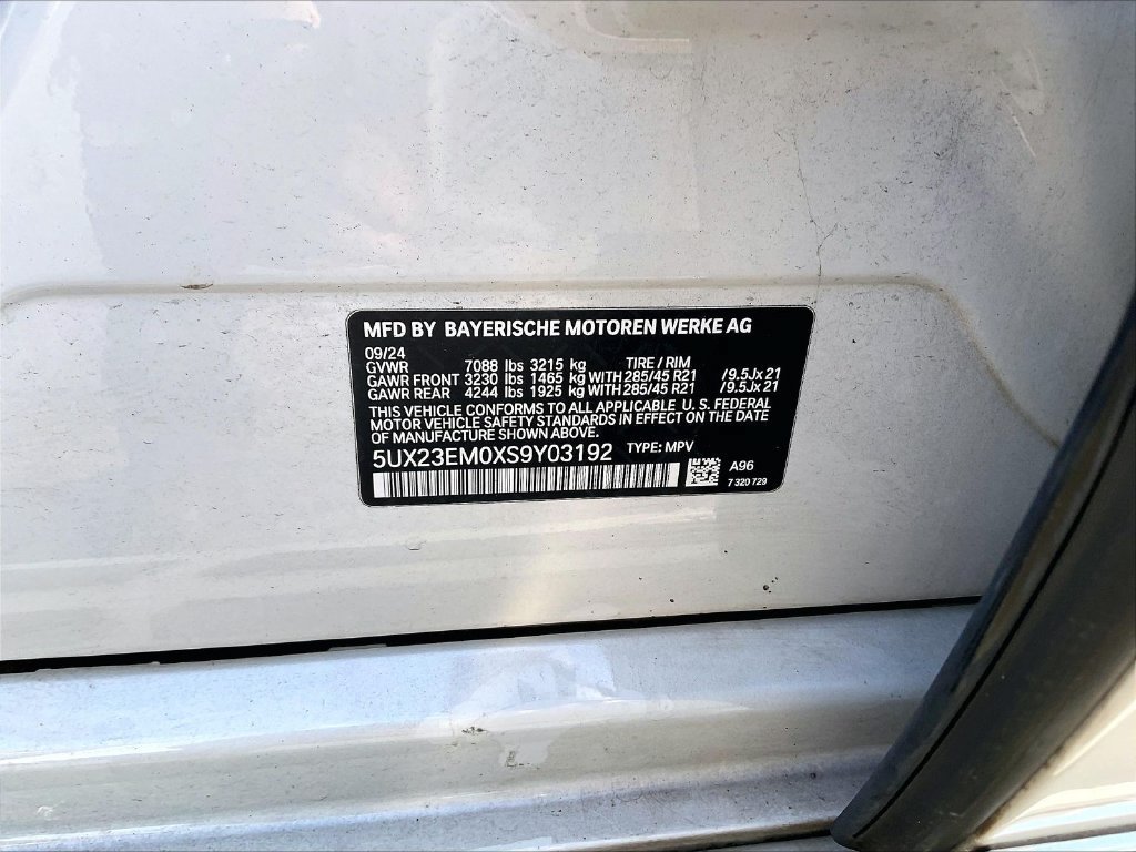 Used 2025 BMW X7 xDrive40i AWD/4WD image 34