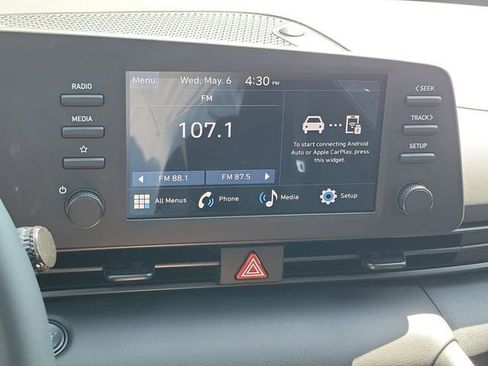 New 2026 Hyundai Elantra SEL Sport FWD image 11