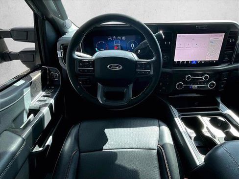 Used 2025 Ford F250 Lariat w/ Lariat Ultimate Package AWD/4WD image 7