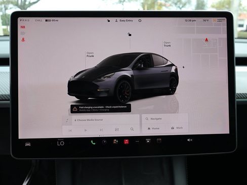 Used 2023 Tesla Model Y Long Range image 47