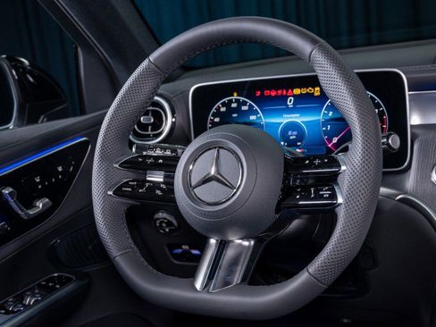 Certified 2026 Mercedes-Benz GLC 300 image 18