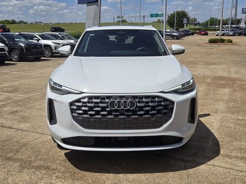 Used 2025 Audi Q5 Premium Plus w/ Premium Plus image 13