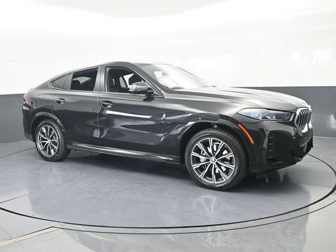 Used 2025 BMW X6 xDrive40i image 8