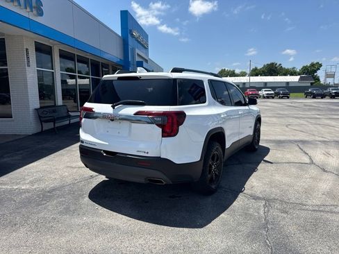 Used 2023 GMC Acadia AT4 w/ Technology Package AWD/4WD image 4