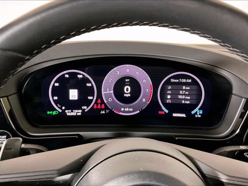 Certified 2024 Porsche Cayenne AWD/4WD image 11