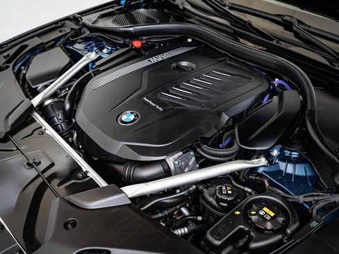 Used 2023 BMW 540i xDrive image 38