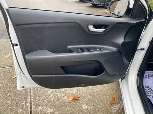 Used 2023 Kia Rio S w/ Technology Package image 27