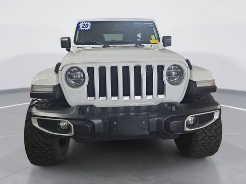 Used 2020 Jeep Wrangler Unlimited Sahara w/ Dual Top Group AWD/4WD image 10