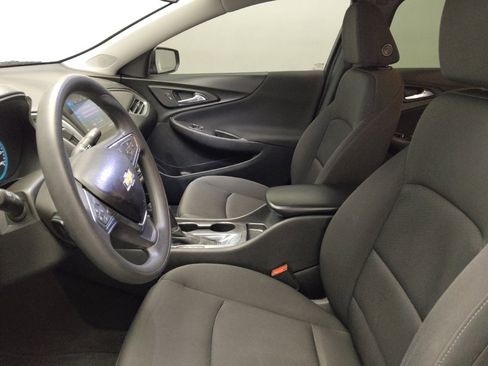 Used 2019 Chevrolet Malibu LS image 17